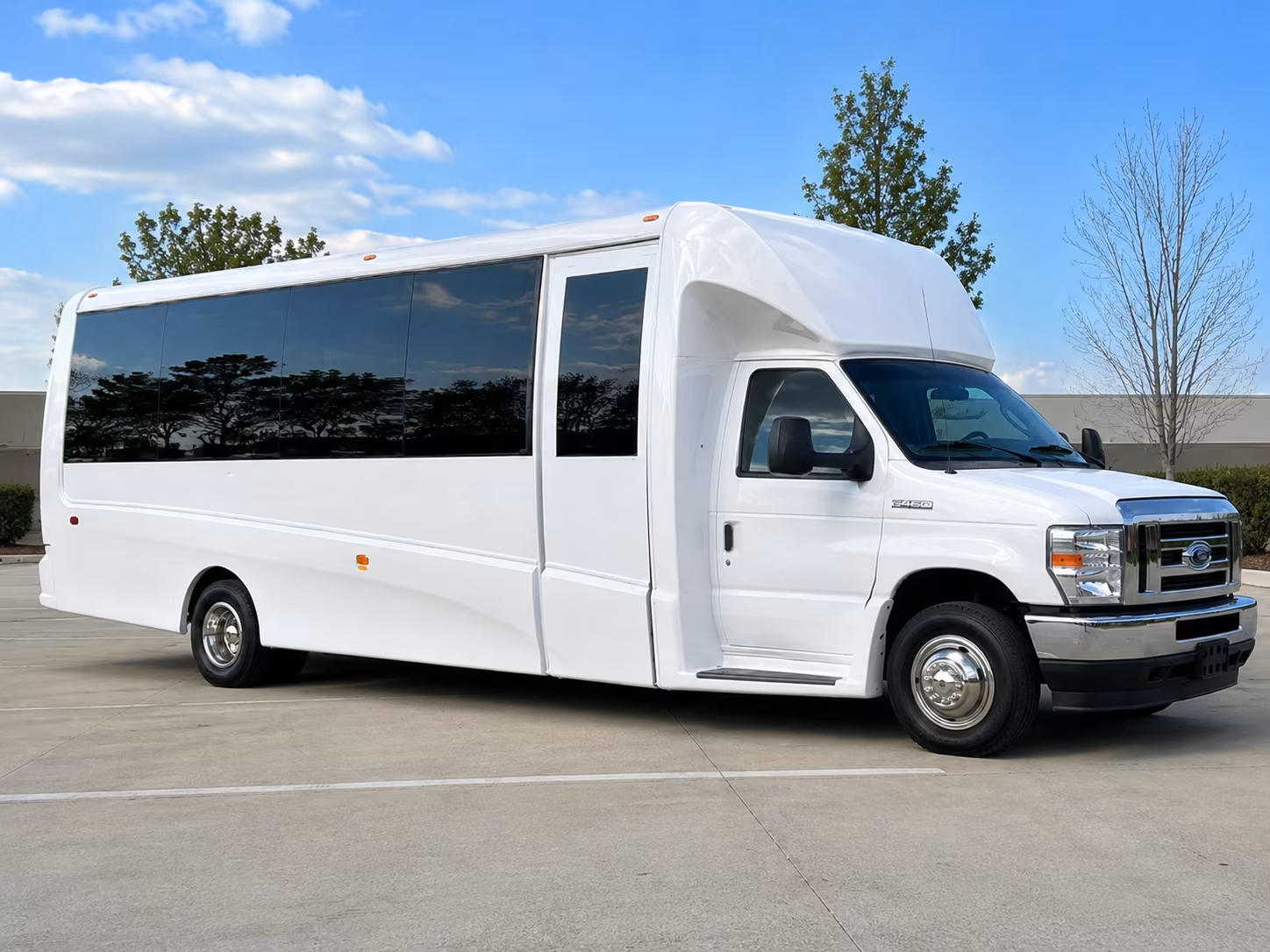 bus rentals for bands group and performers traveling through springfield