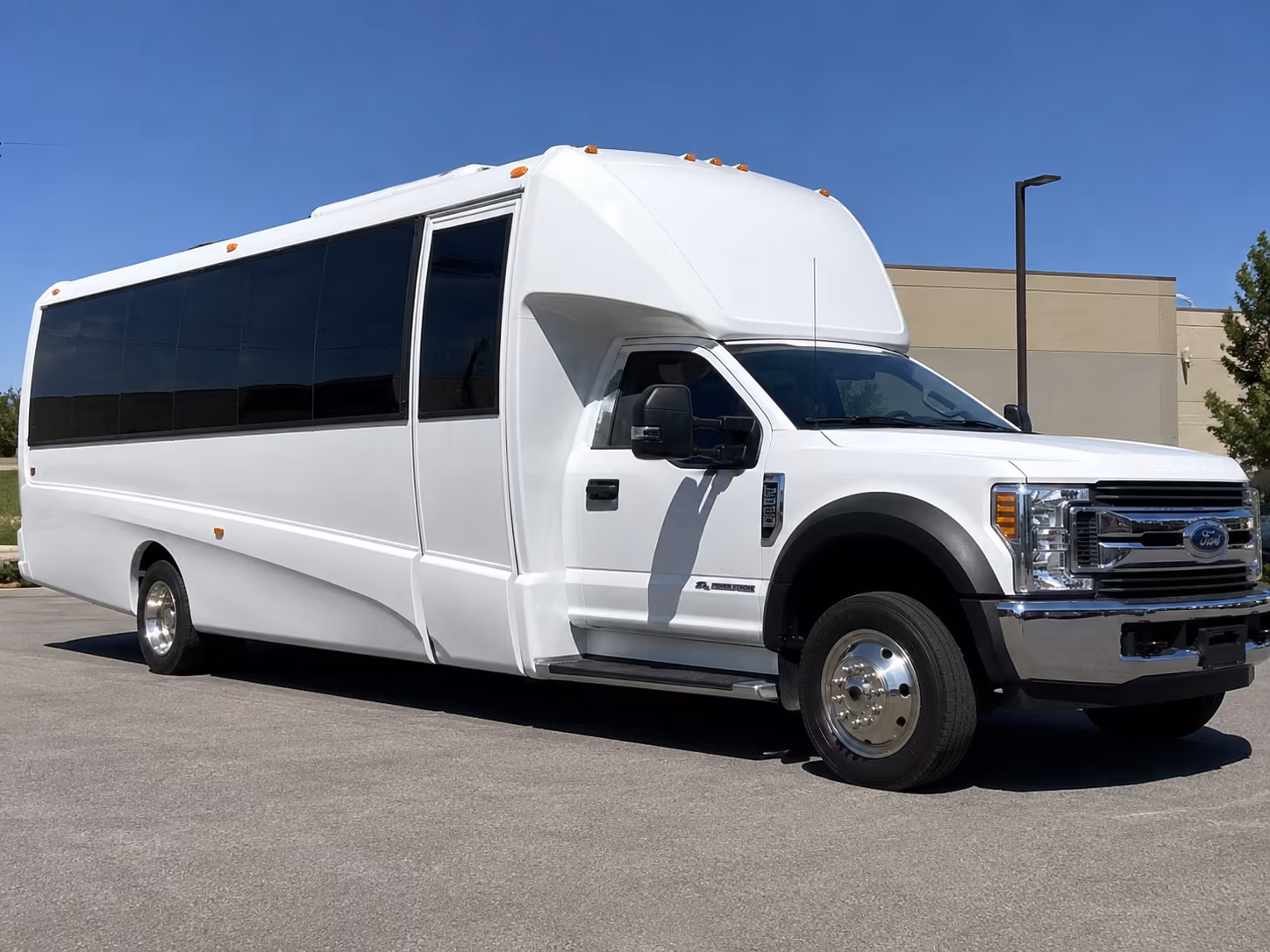 buses for zoo and nature field trips around springfield missouri