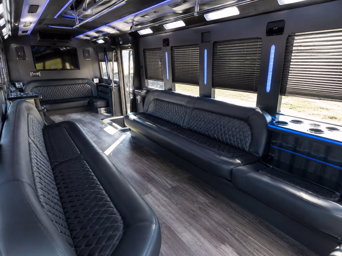 party bus rentals for springfield proms that keep the night rolling